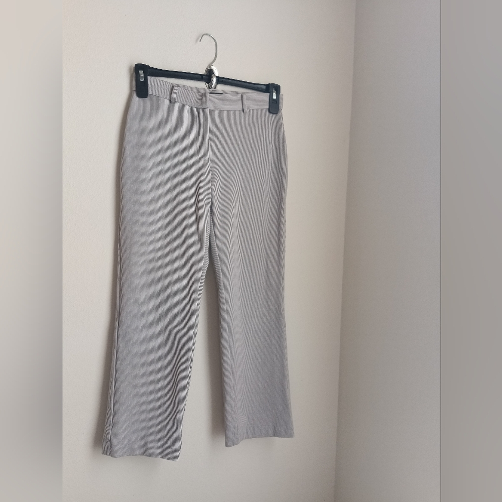 Tahari Pants Women SP Gray & White Pin Striped Versatile Office Academia Dinner